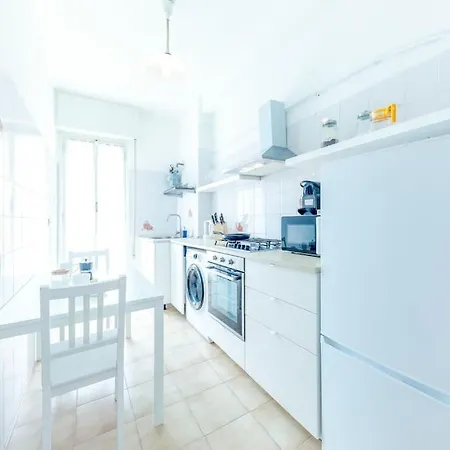 Portofino Relax - Close To The Sea -free Parking Apartamento